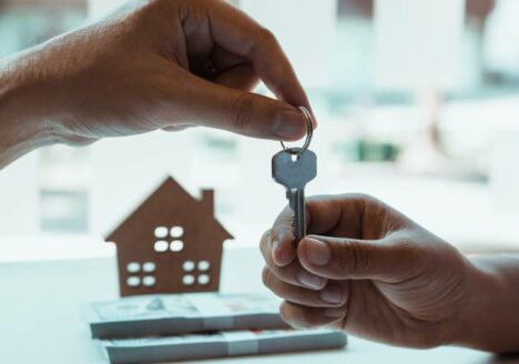 Wat is een ouderdomsclausule